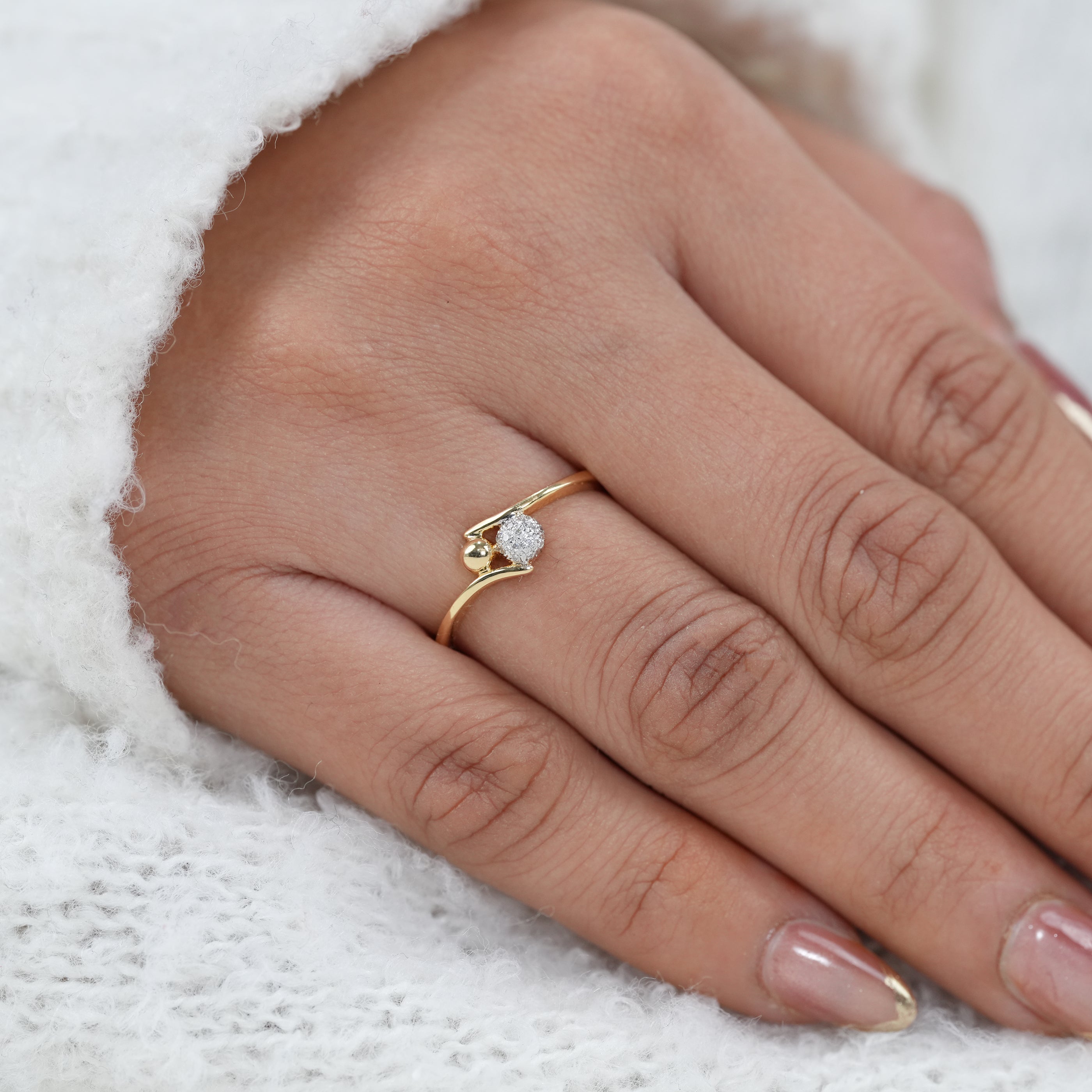 Minimalist Lab Diamond Modern Wedding Ring