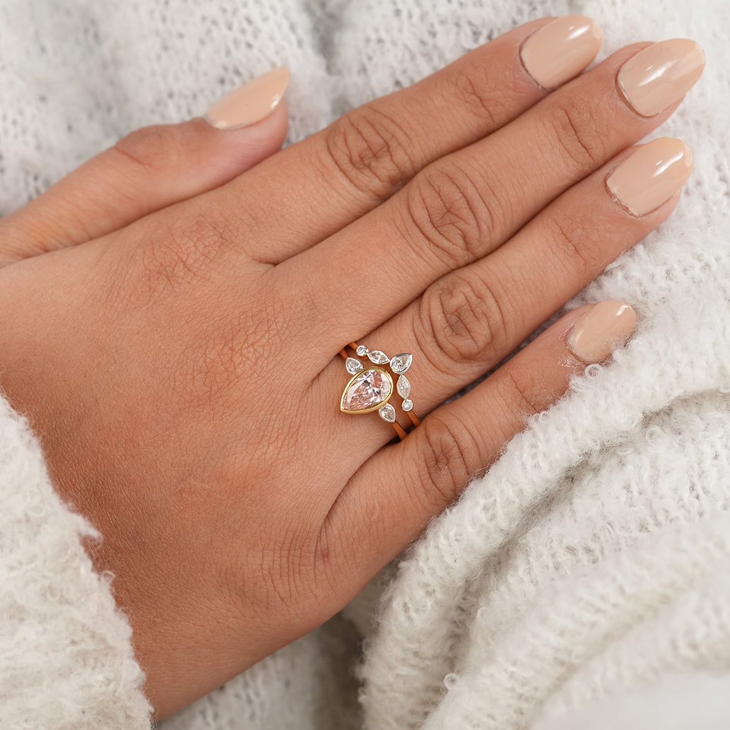Feminine Pink Diamond Ring Set with Marquise and Round Diamonds