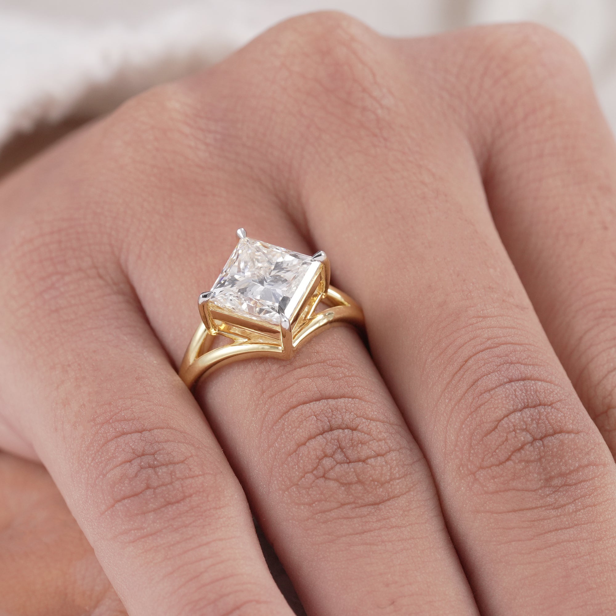 Luxury Princess Diamond Ring for Bridal Jewelry Collection