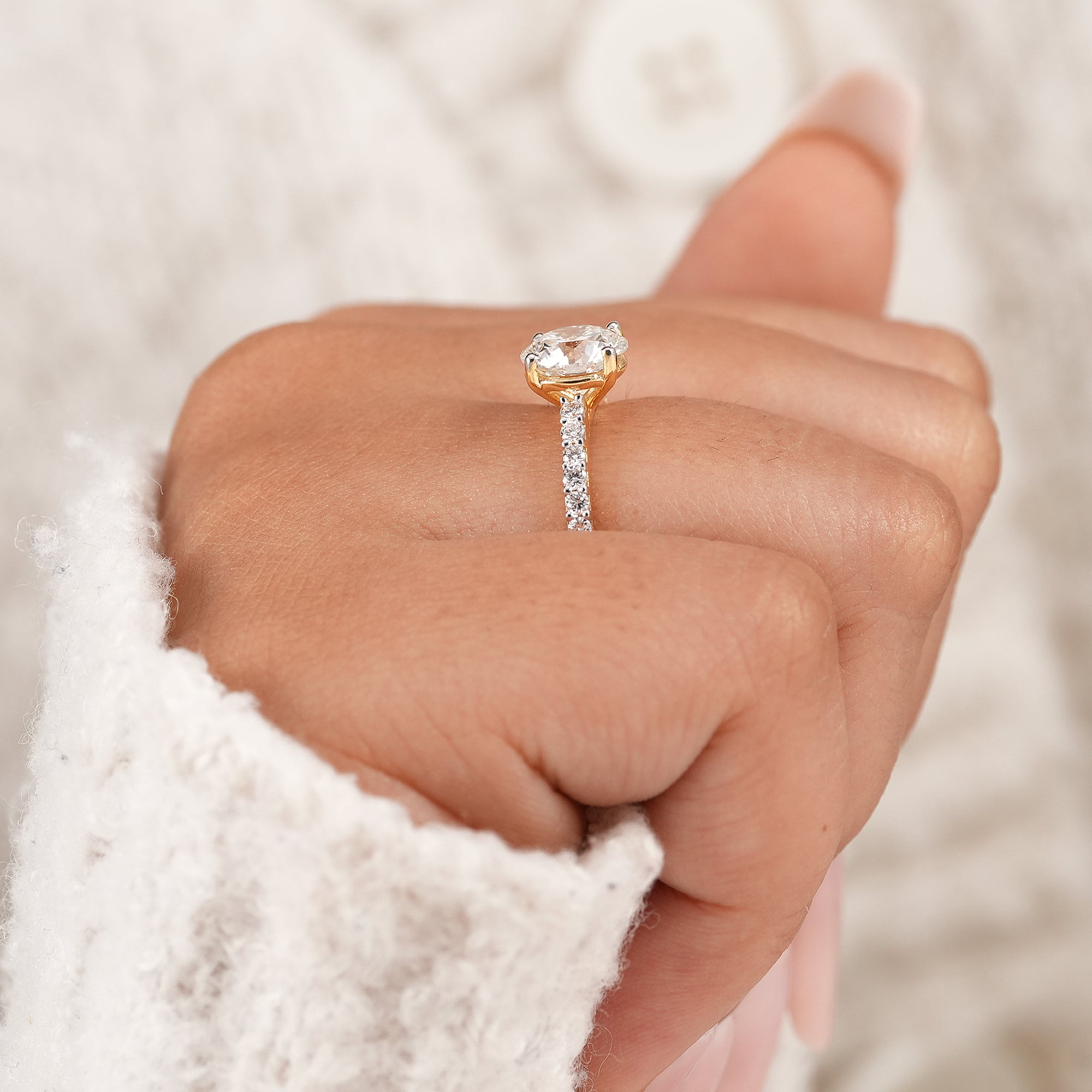 Round brilliant lab grown diamond anniversary ring