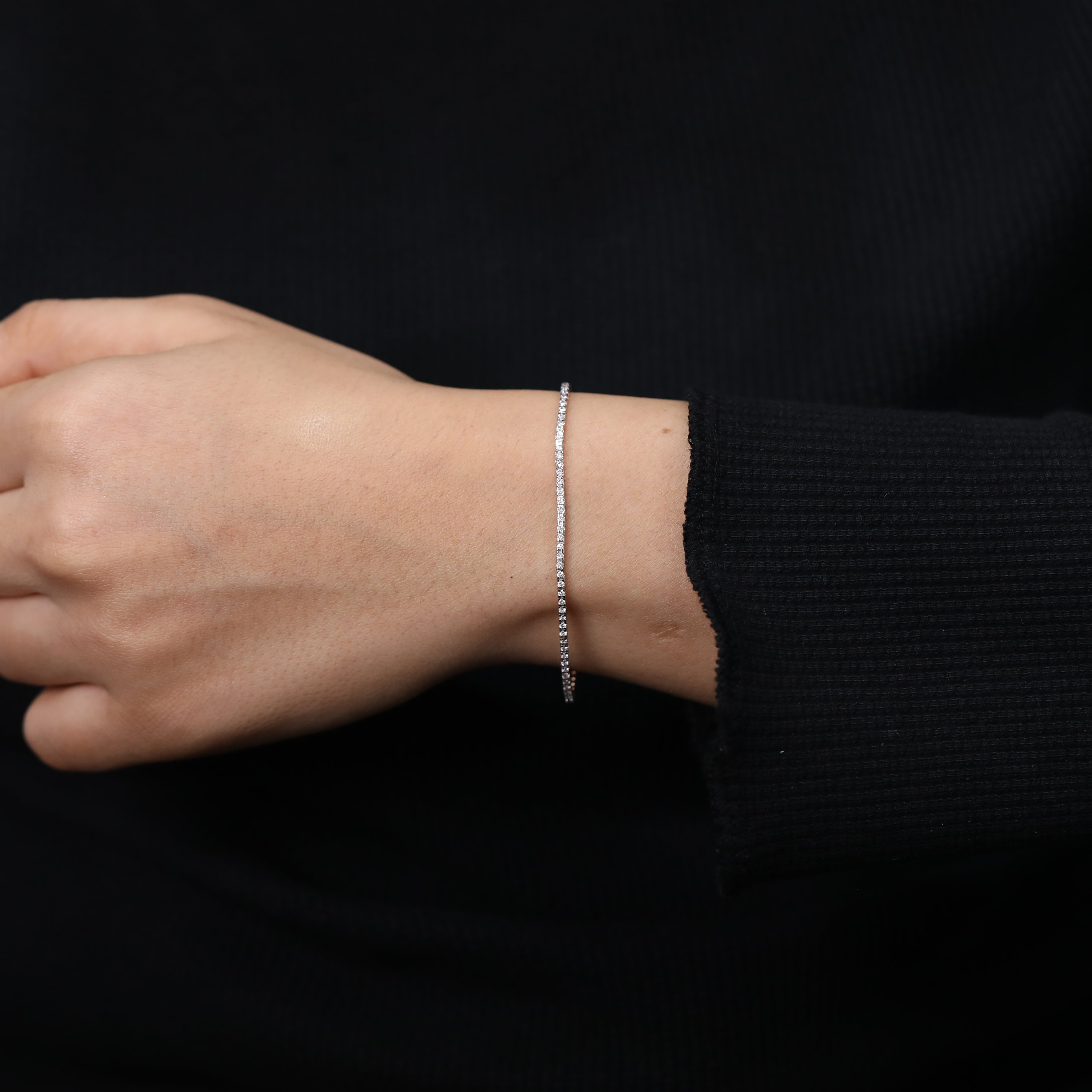 Minimalist Round Lab Diamond Tennis Bracelet