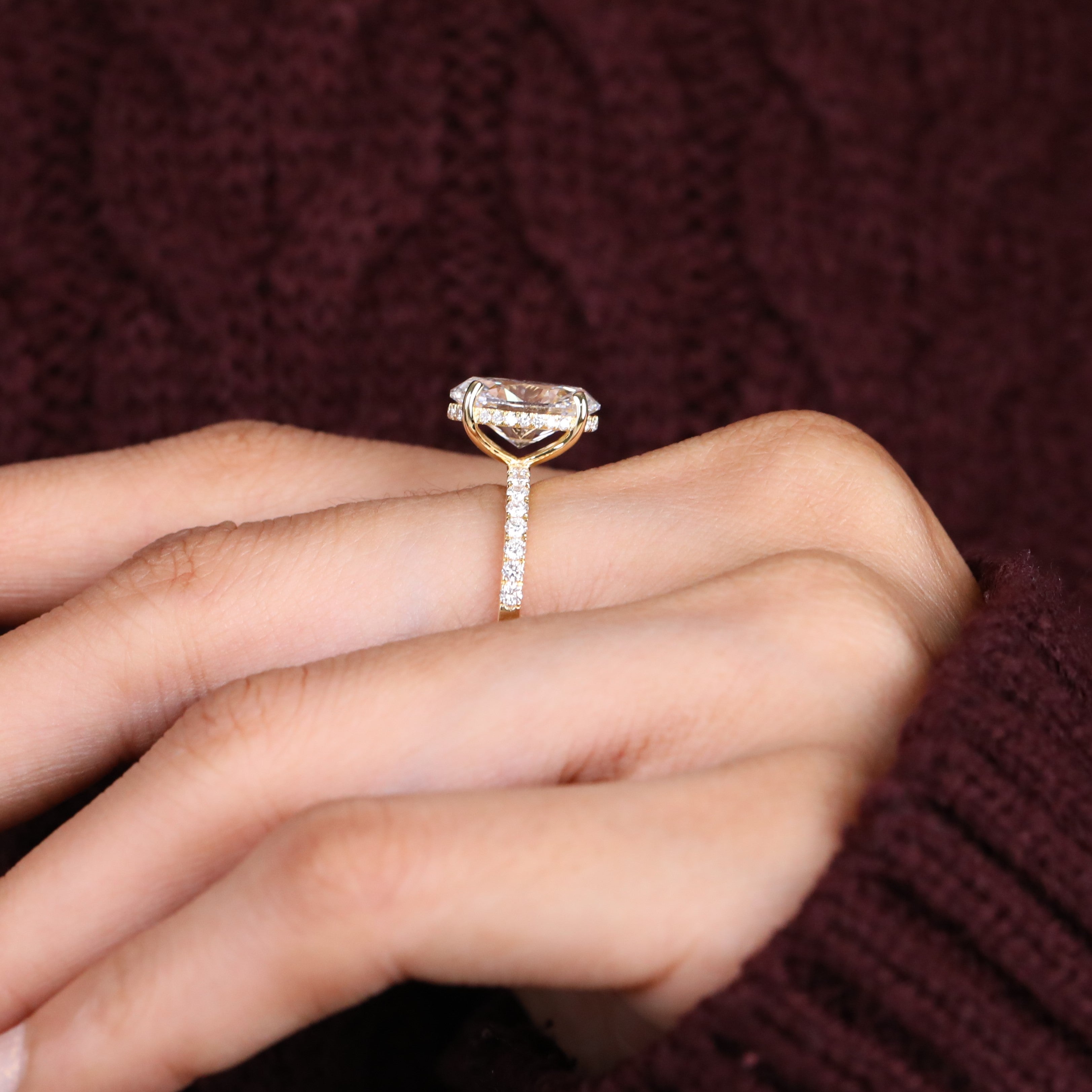 Timeless oval-cut engagement ring showcasing a brilliant center stone design.
