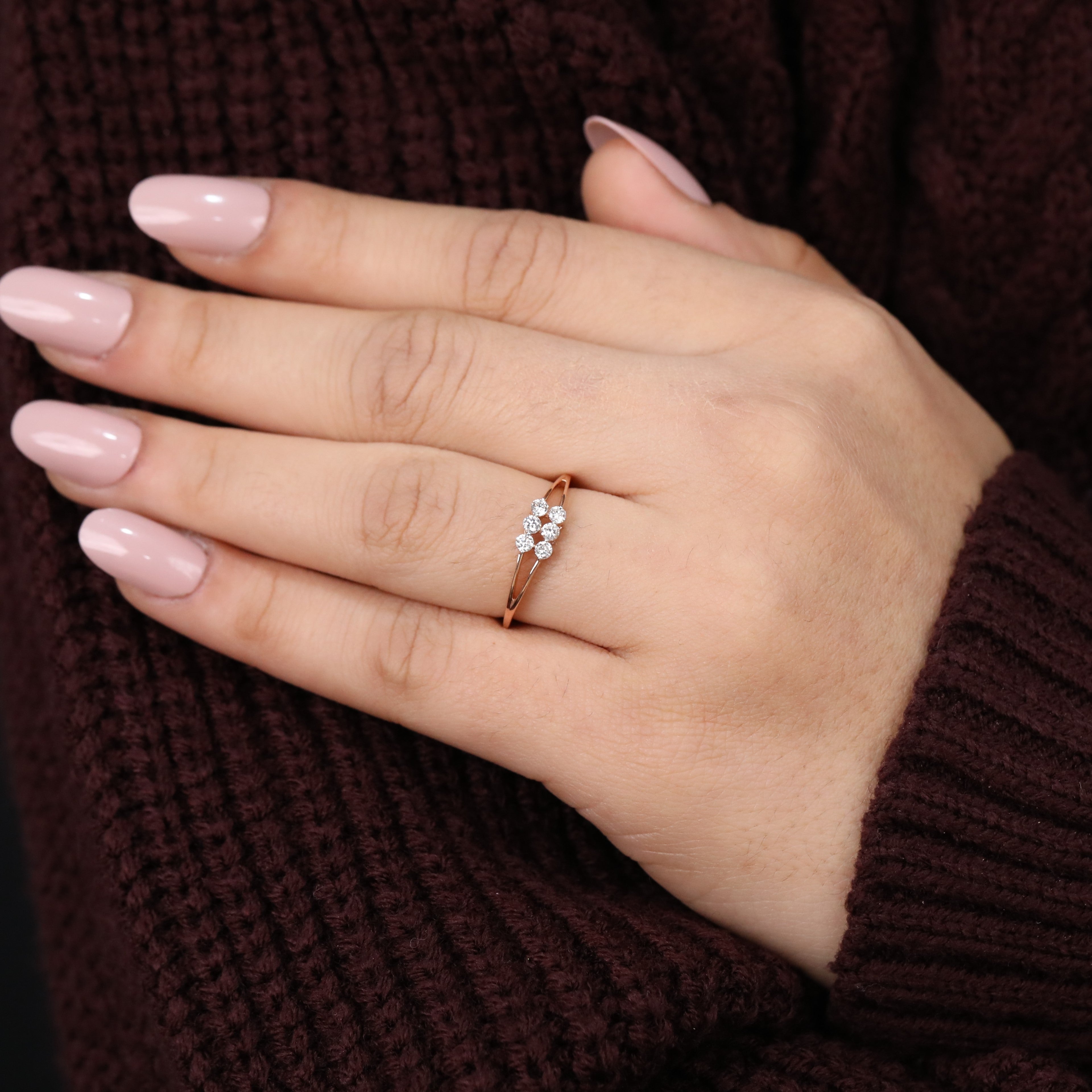 Minimalist rose gold ring featuring sparkling lab grown diamond cluster design