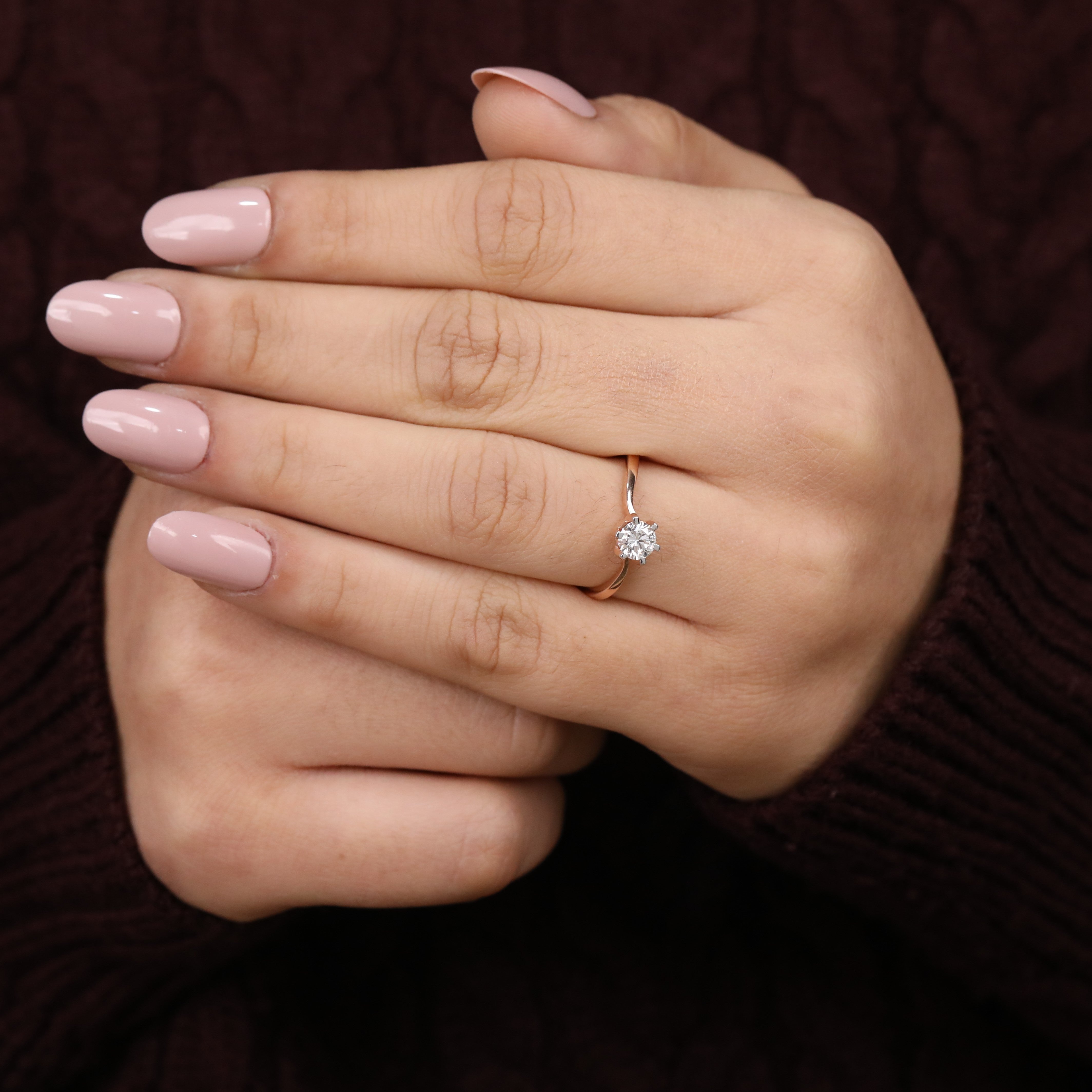 Six prong engagement ring crafted with a bright round lab grown diamond
