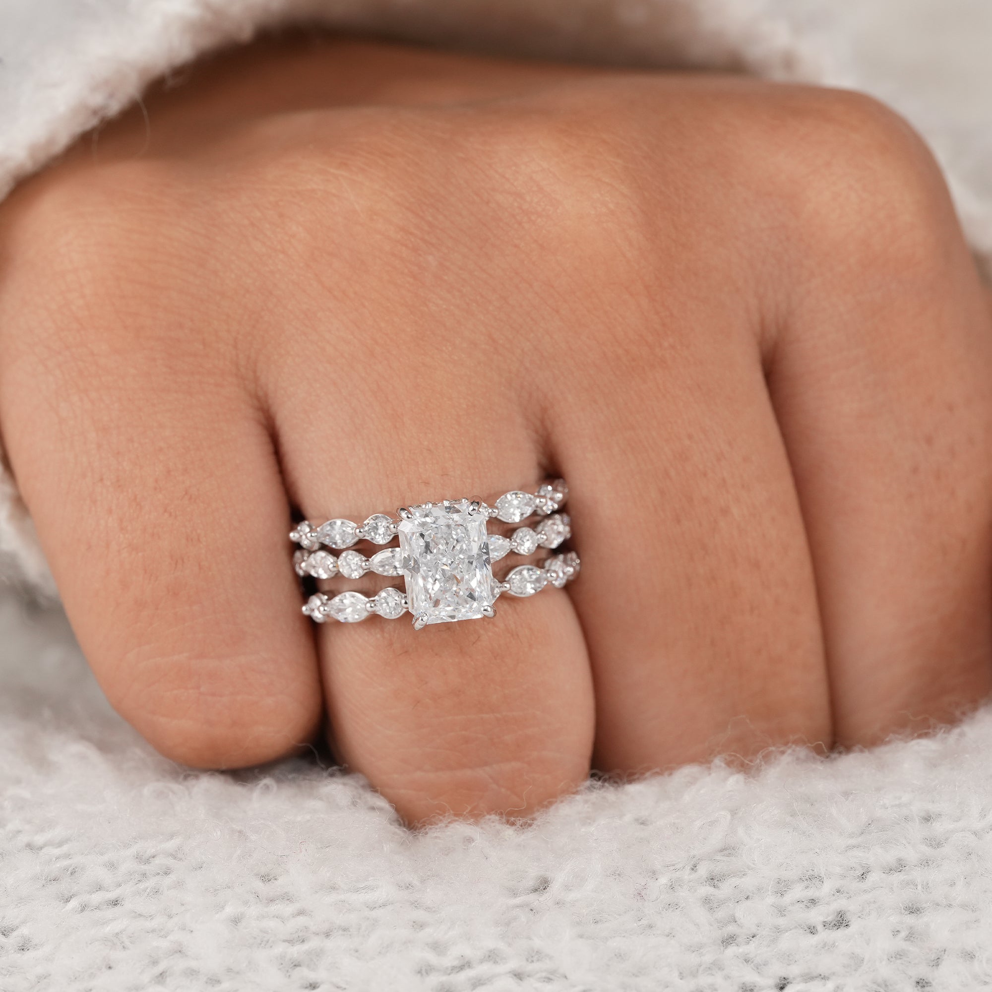 Sustainable lab diamond bridal jewelry set.