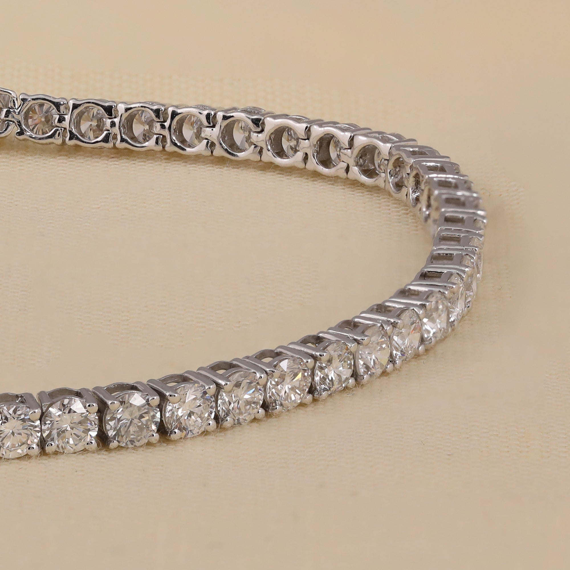 Round Cut Lab Grown Diamond Tennis Bracelet