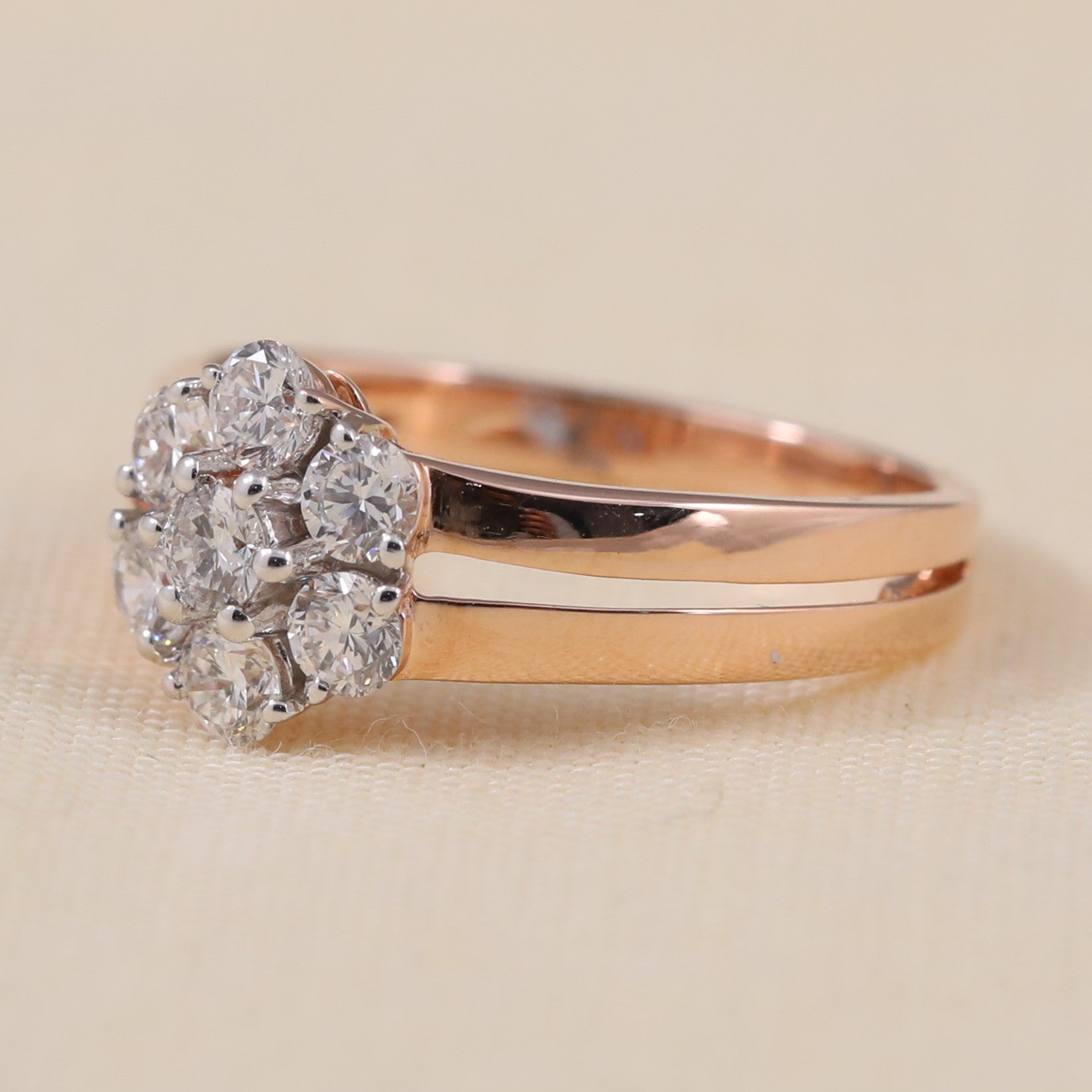 Elegant double-band ring with a bright floral cluster of lab-grown diamonds
