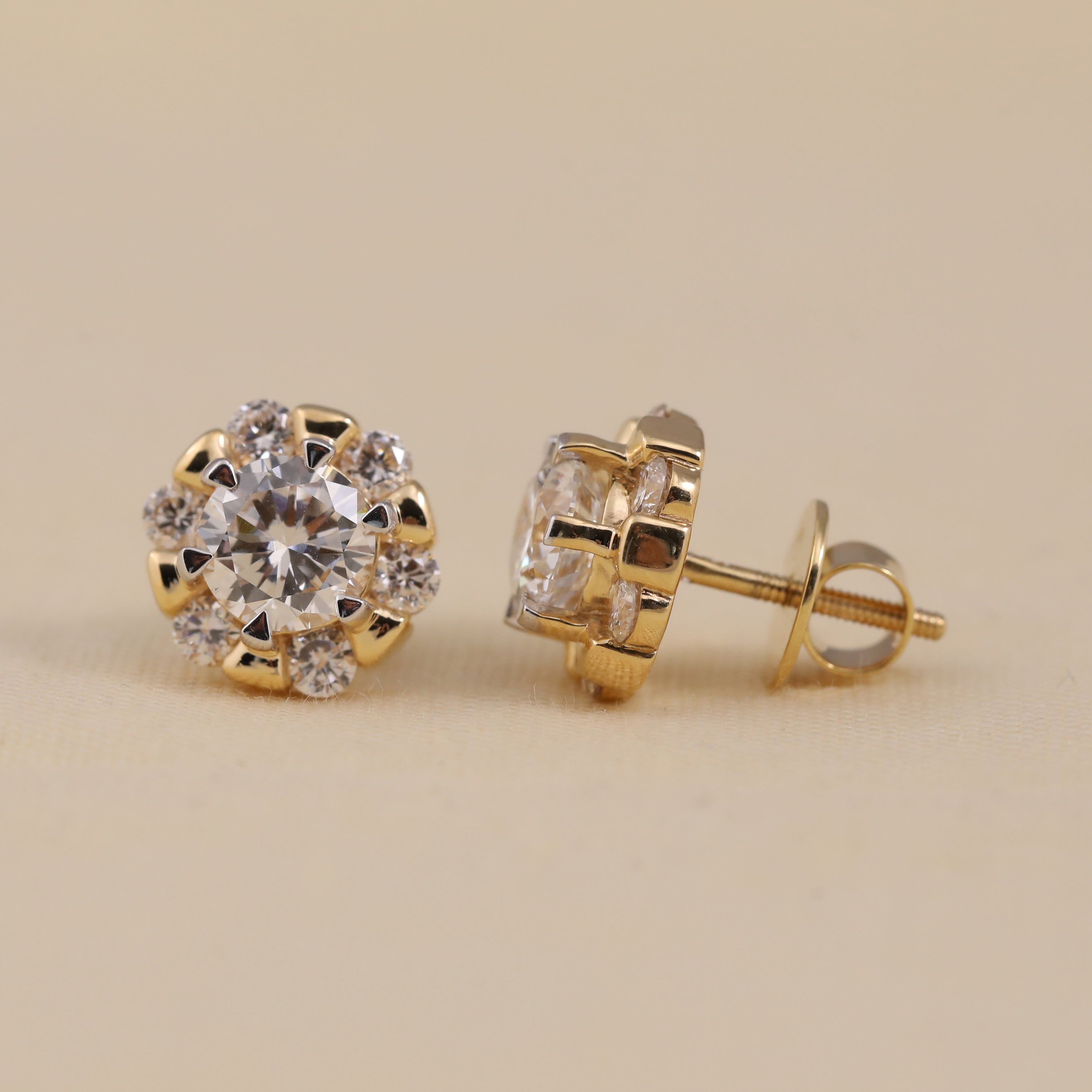 Timeless round cluster diamond studs ideal for festive celebrations.