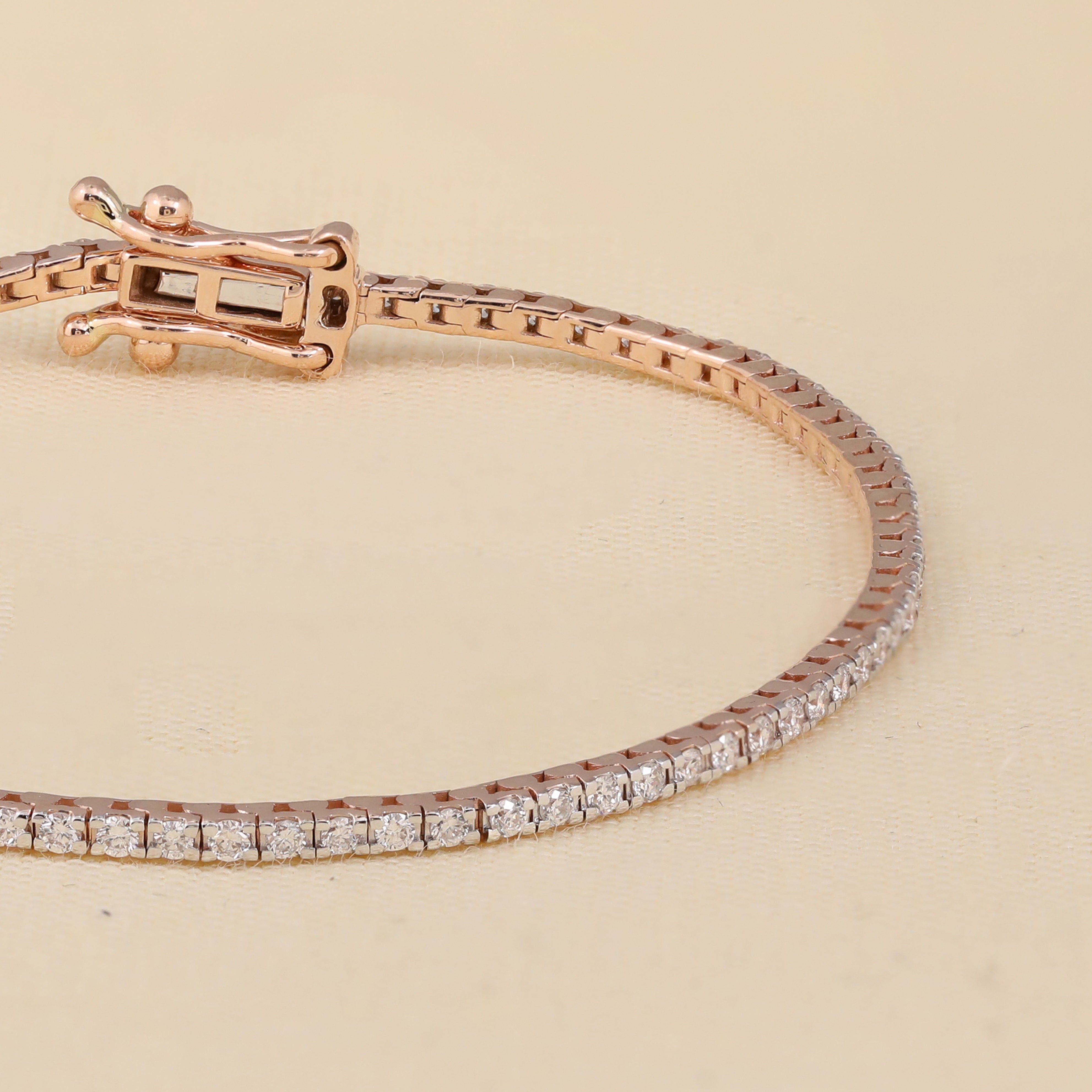 Minimalist Round Lab Diamond Tennis Bracelet