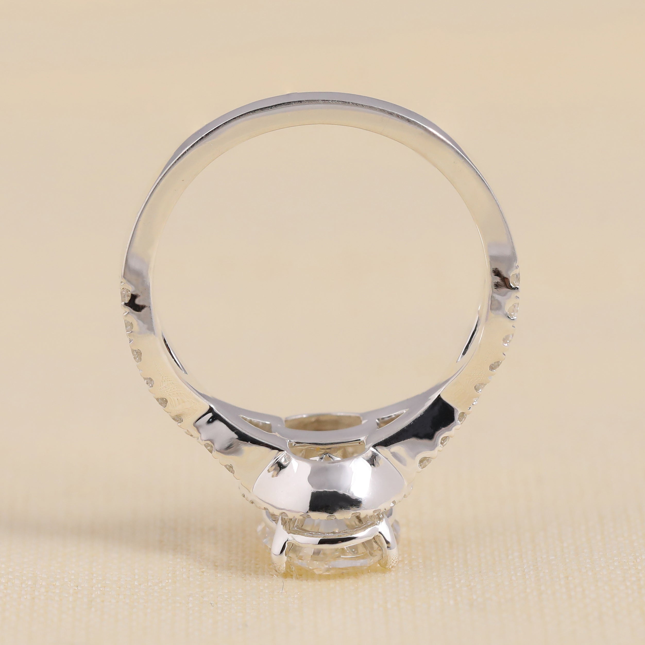 Oval Cut Lab Grown Diamond Halo Engagement Ring with Twisted Band