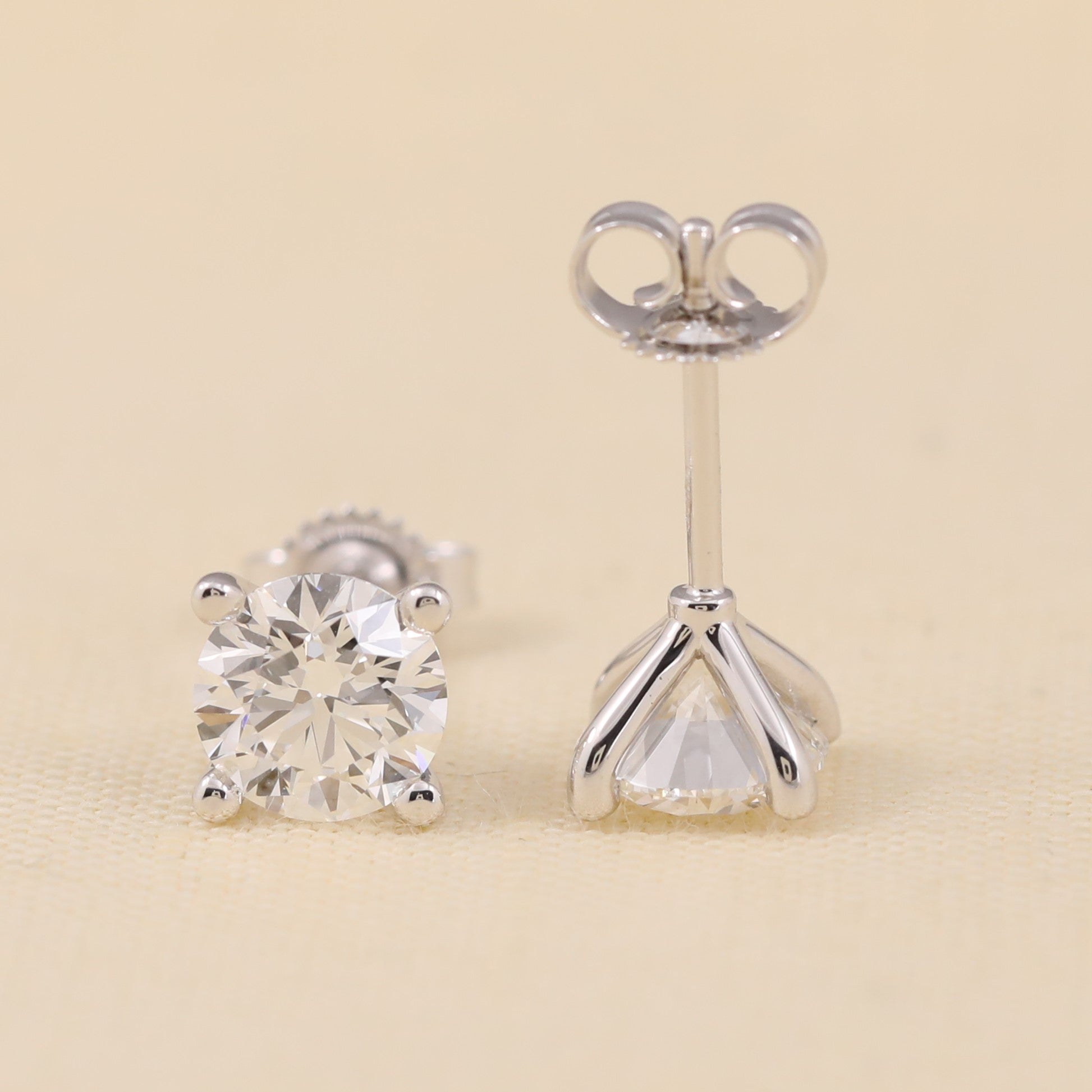 Brilliant-cut lab diamond studs crafted in a simple modern setting