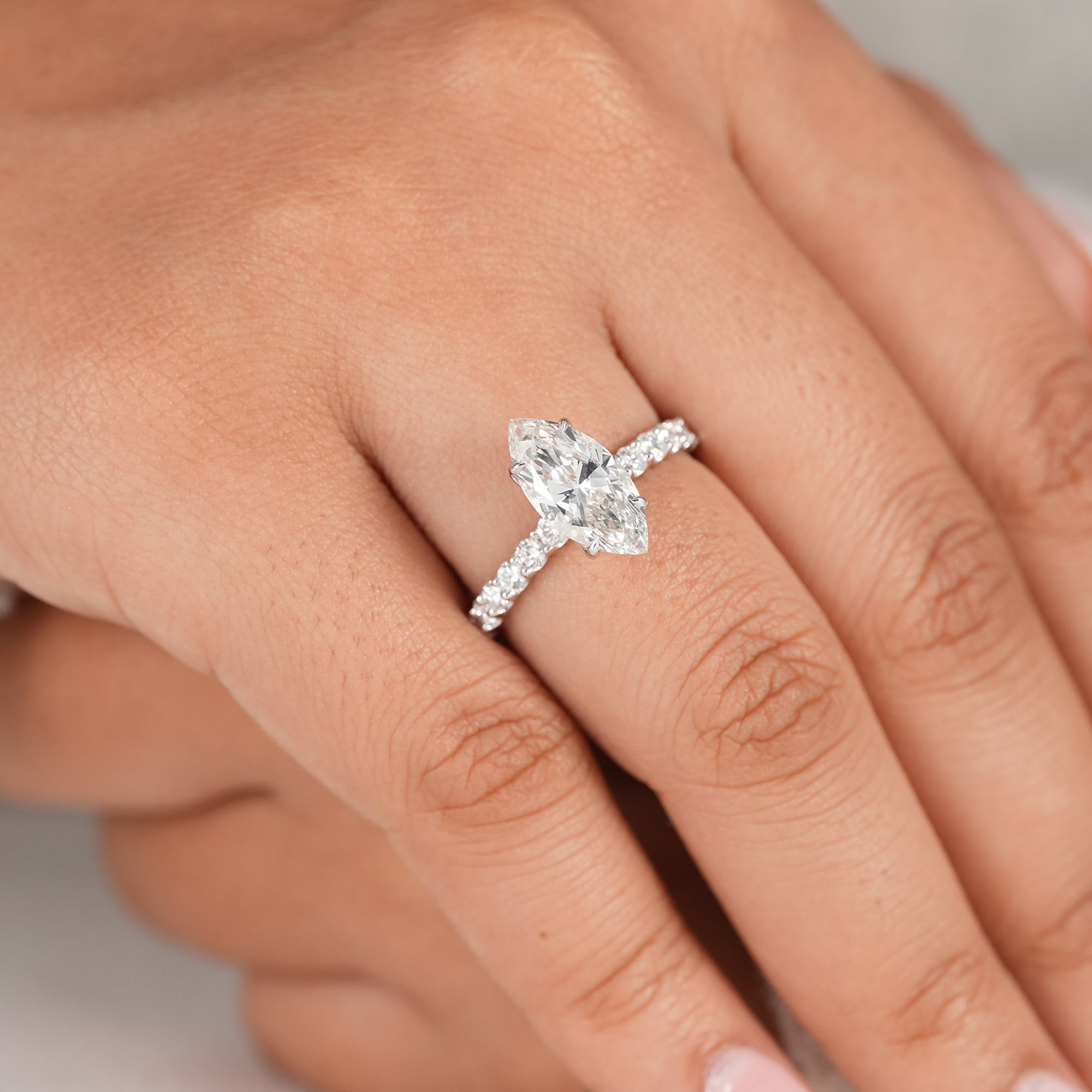 Fine jewelry marquise engagement ring for women
