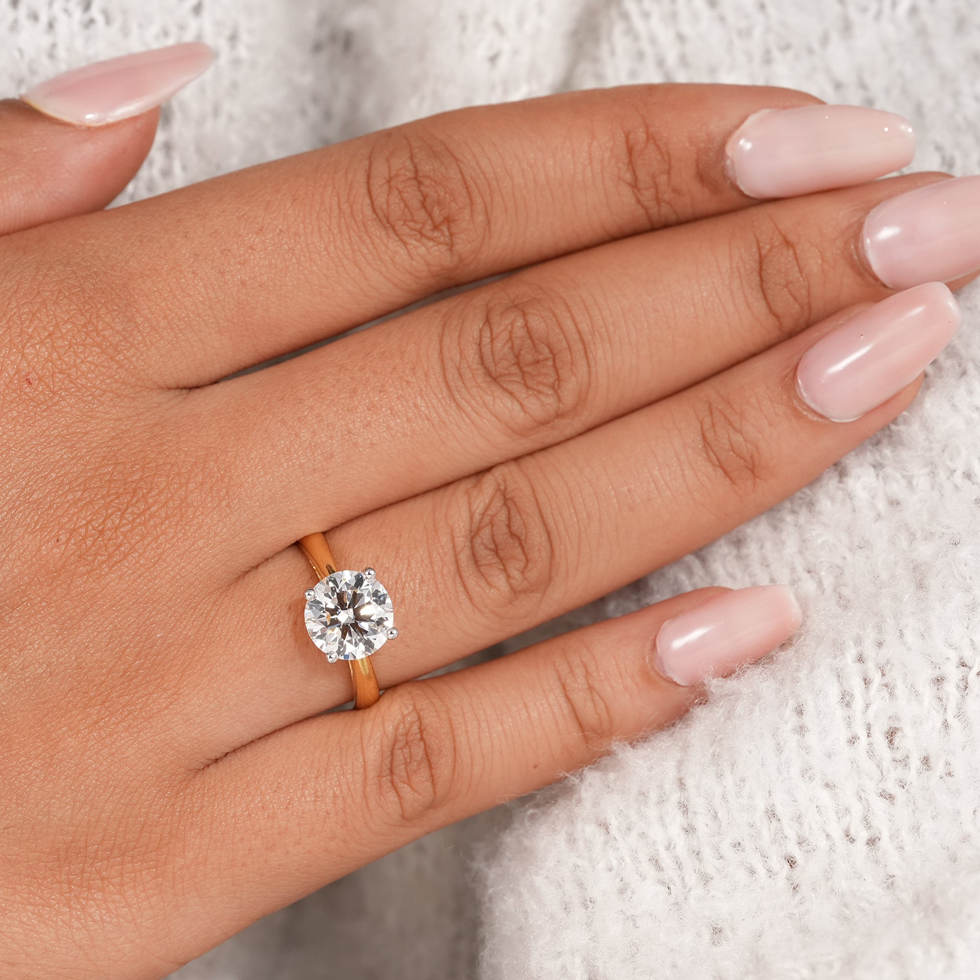 Fine jewelry round lab grown diamond engagement ring for women