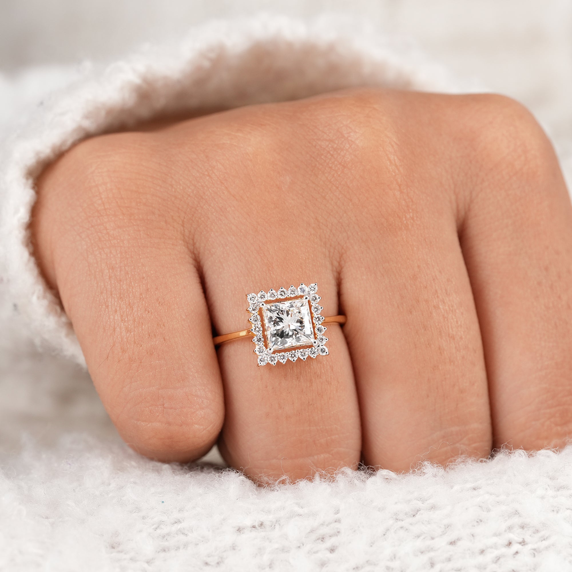 Fine jewelry princess diamond halo ring for proposal