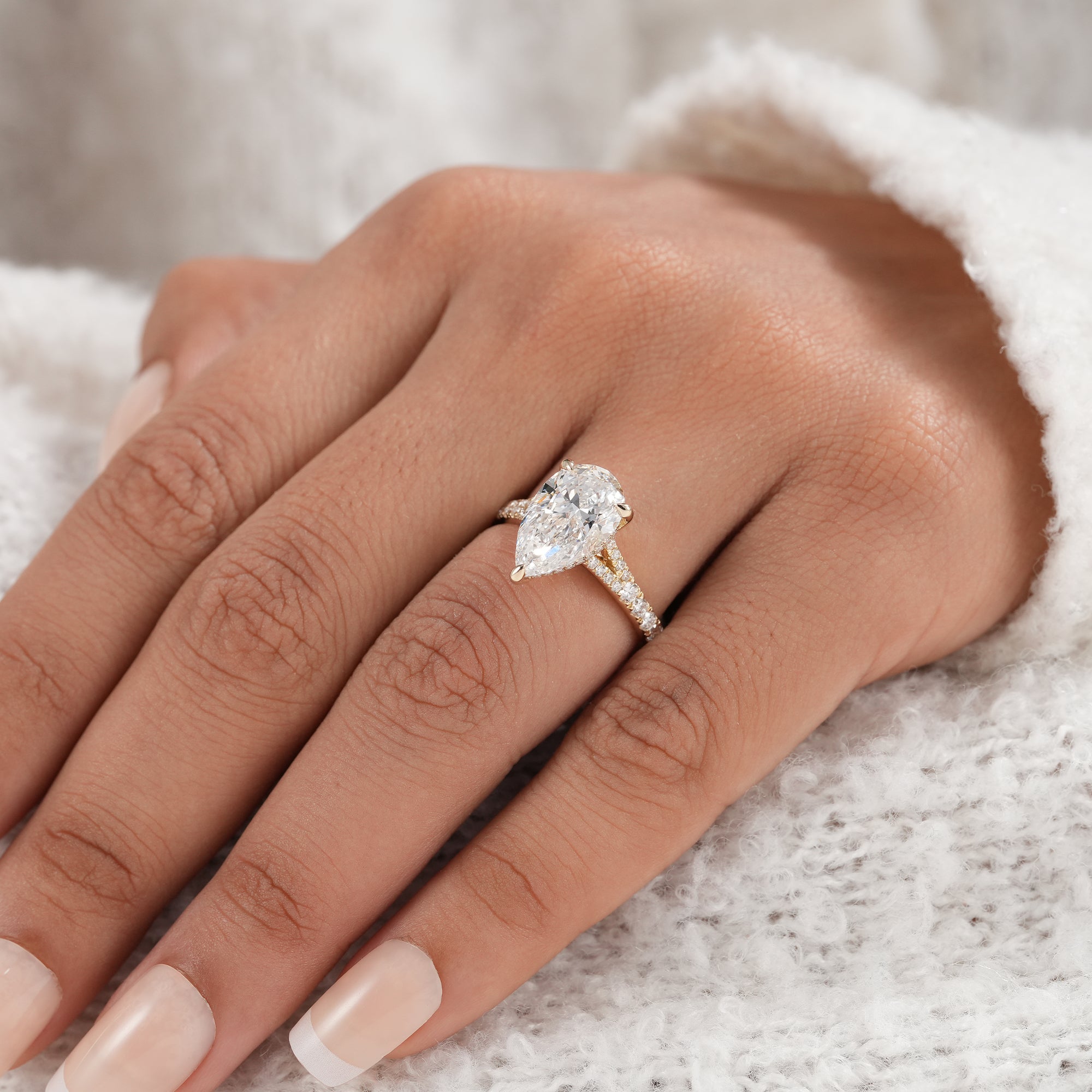 3 CT lab grown pear diamond ring side view