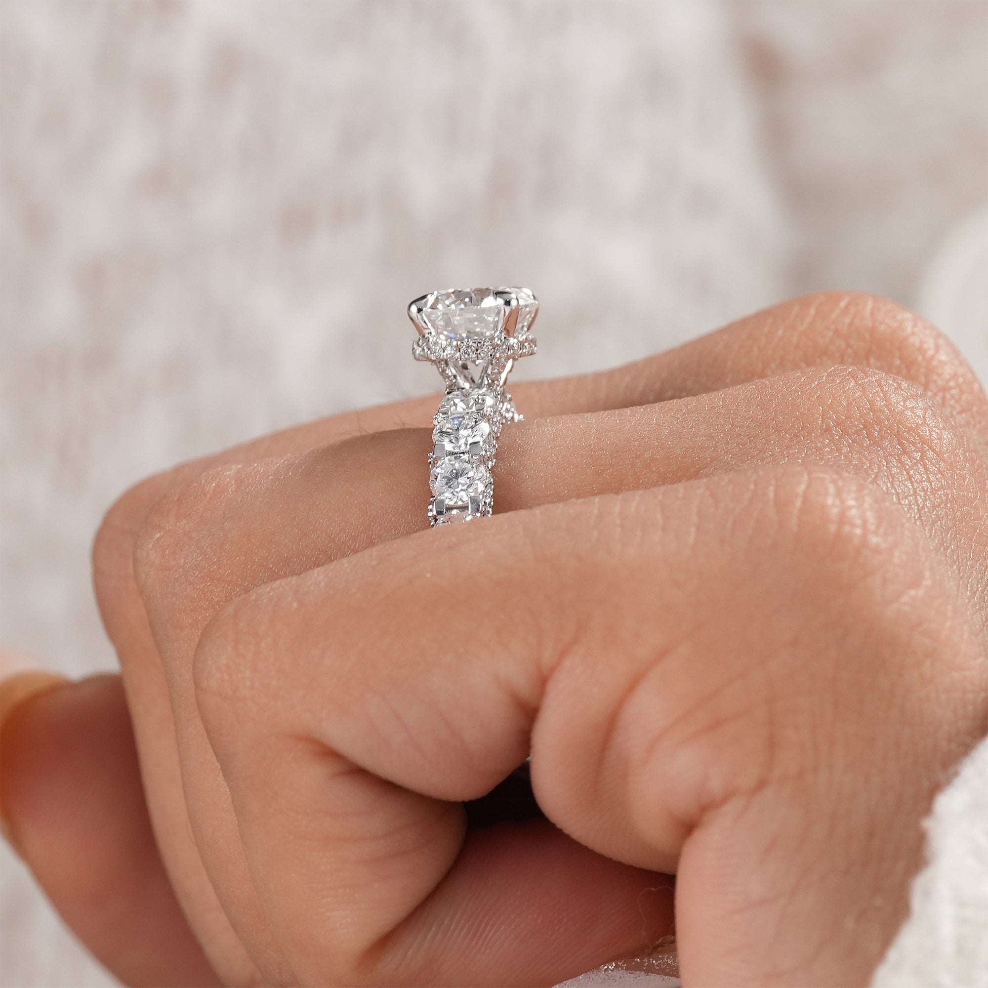 Ethical IGI certified round lab diamond bridal jewelry.