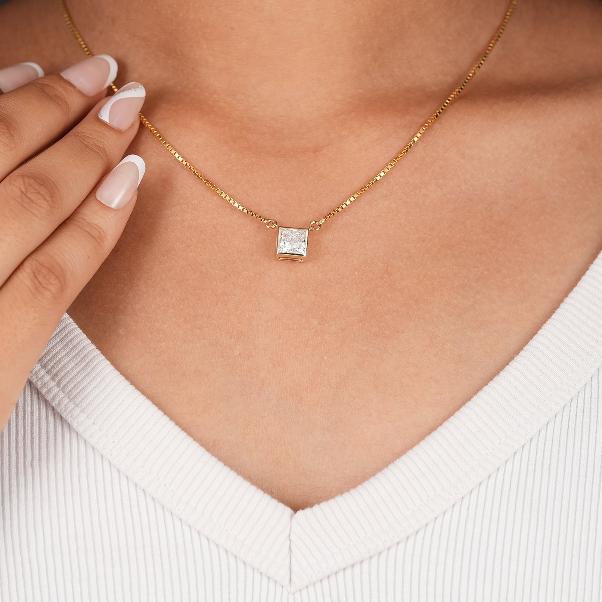 Square diamond solitaire pendant necklace for women