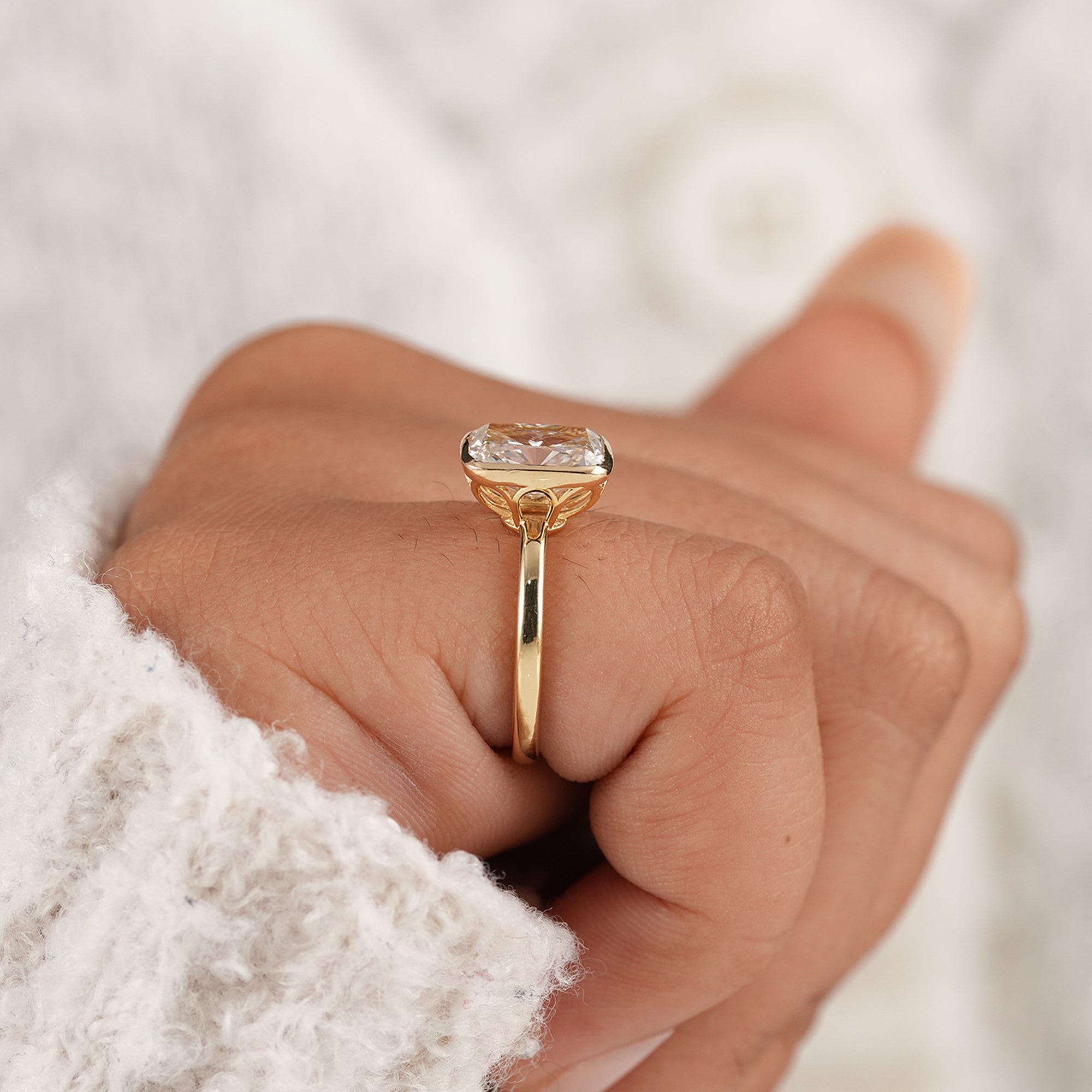 radiant-engagement-ring-yellow-gold.jpg