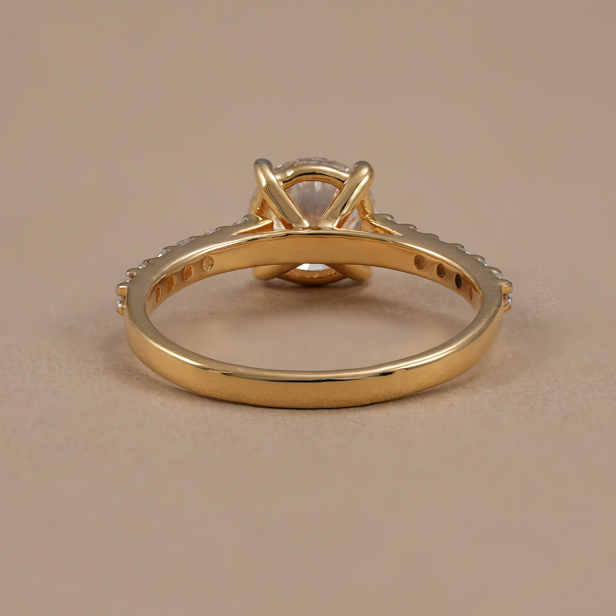 Women's round diamond wedding ring featuring lab grown diamonds