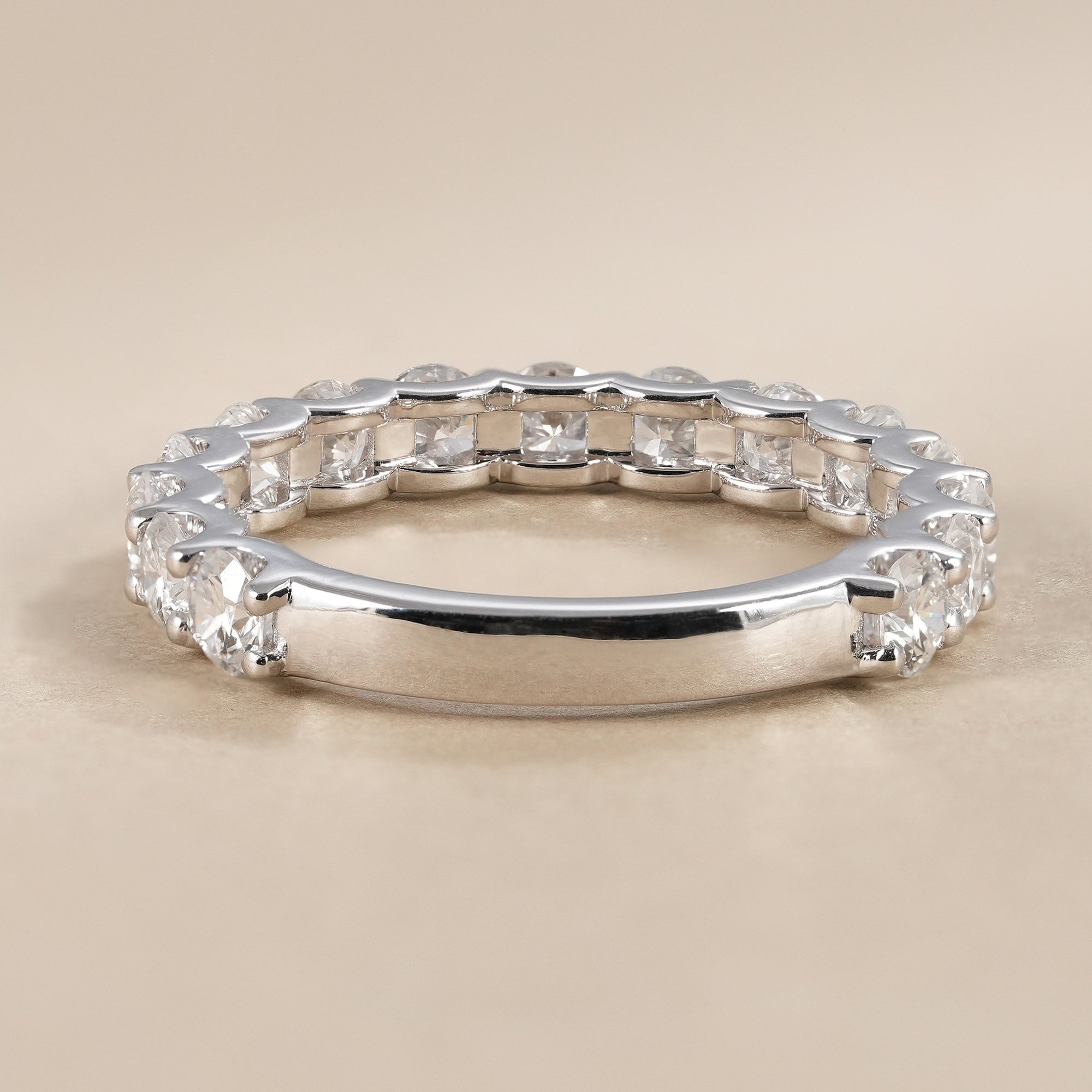 Elegant round diamond wedding band for women