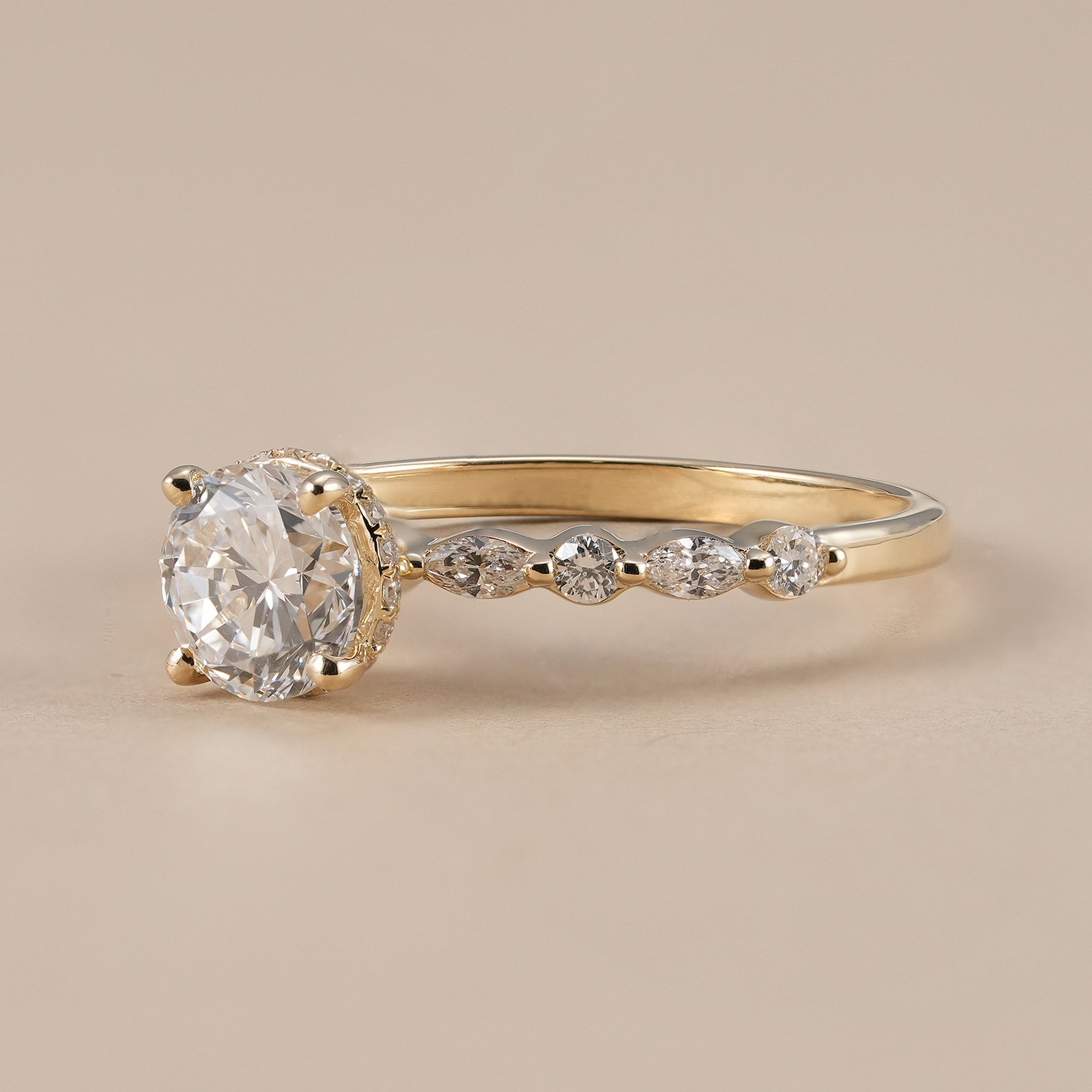 IGI certified round diamond solitaire ring in solid gold