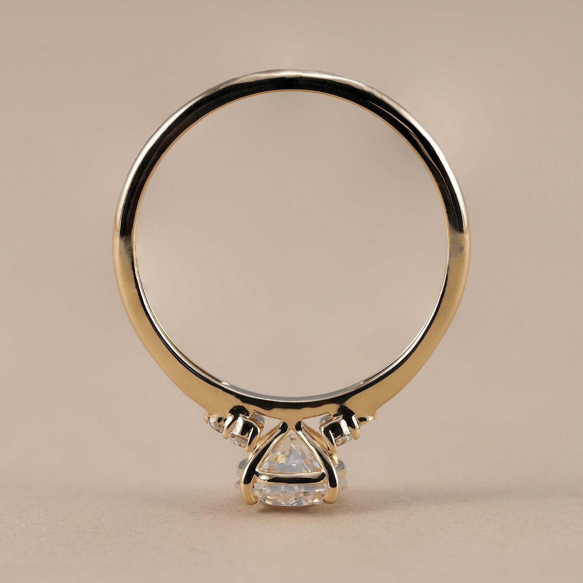 Sustainable round lab diamond solitaire wedding ring