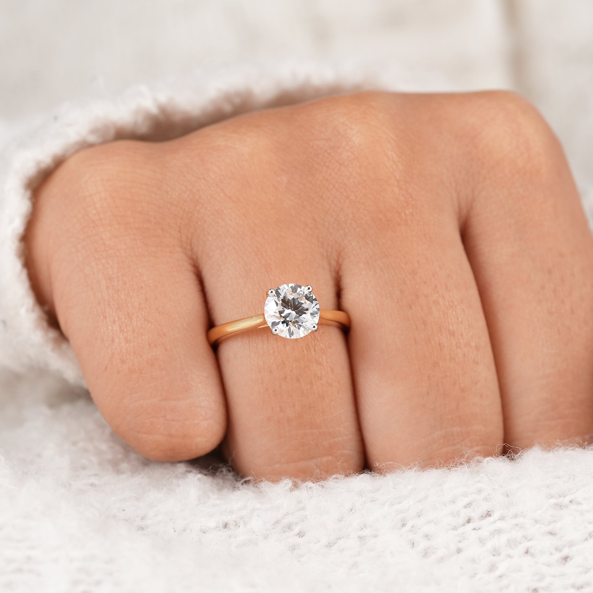 IGI certified round lab grown diamond ring