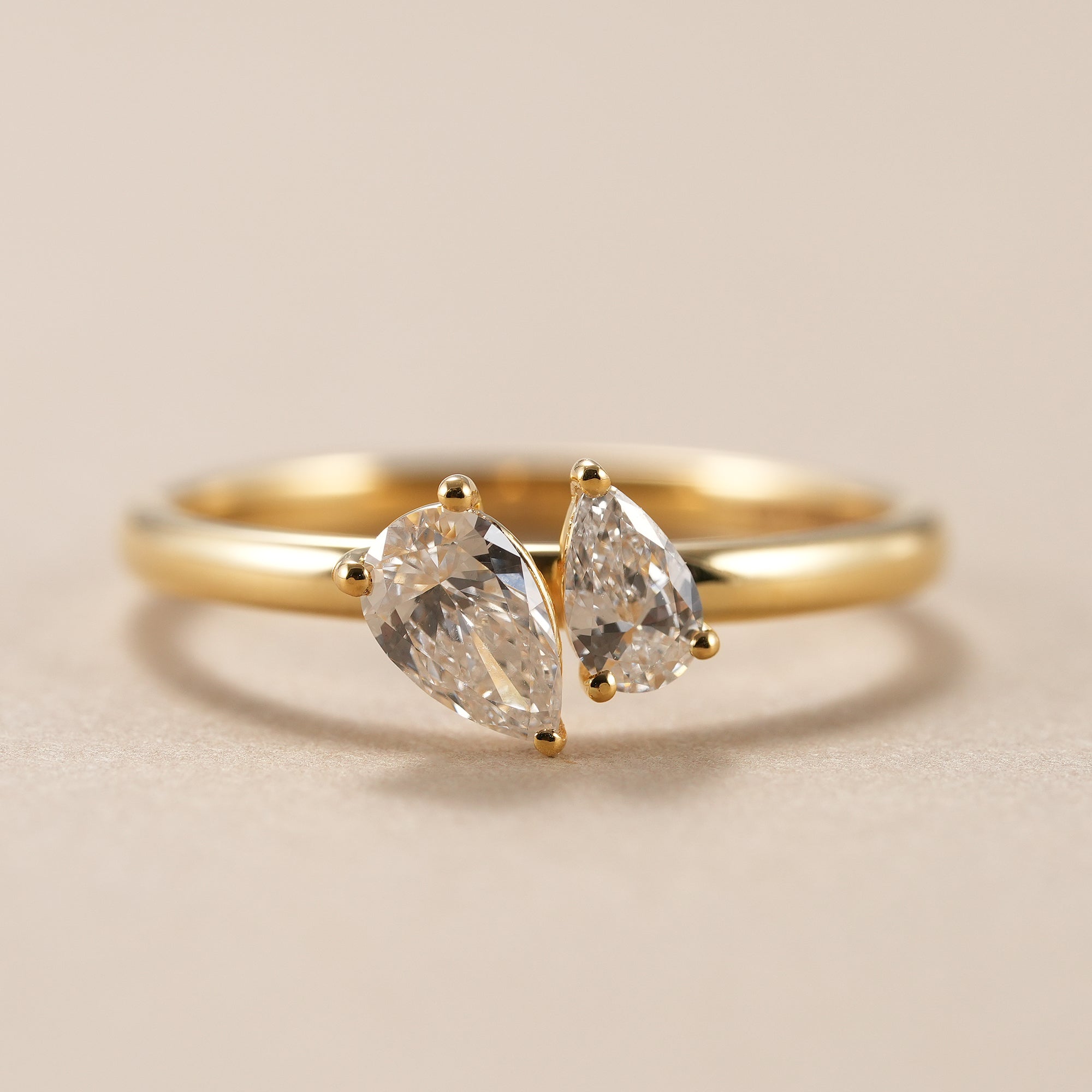 Toi Et Moi Pear Lab Diamond Engagement Ring