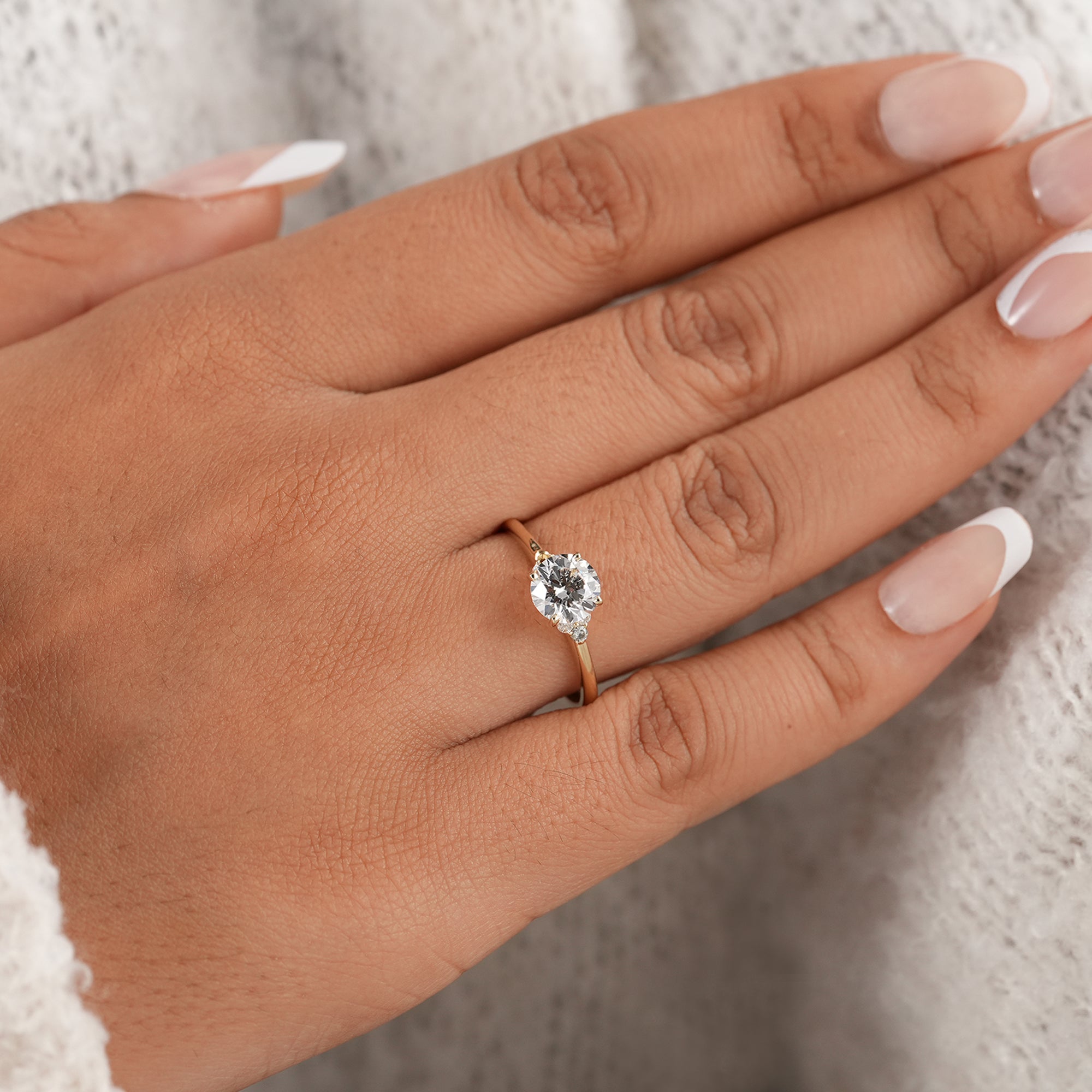 Sustainable round lab diamond solitaire wedding ring