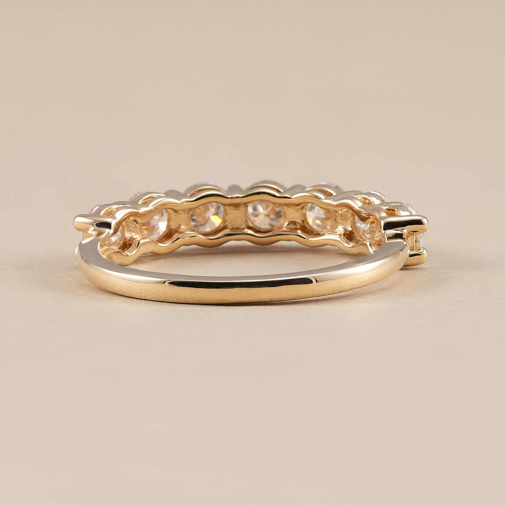 Elegant seven stone wedding band for women