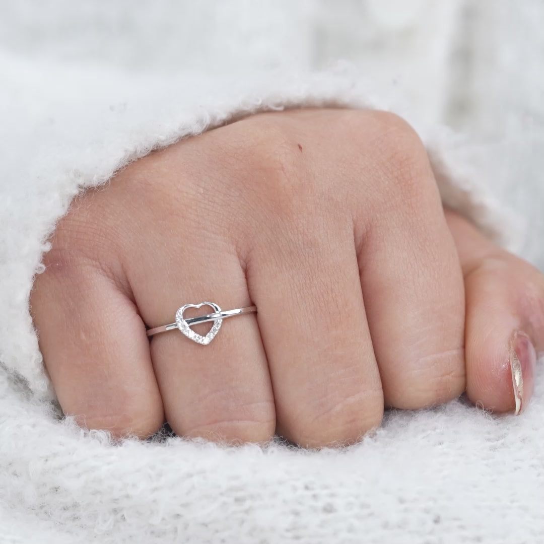 Minimalist Heart Shaped Lab Diamond Anniversary Ring