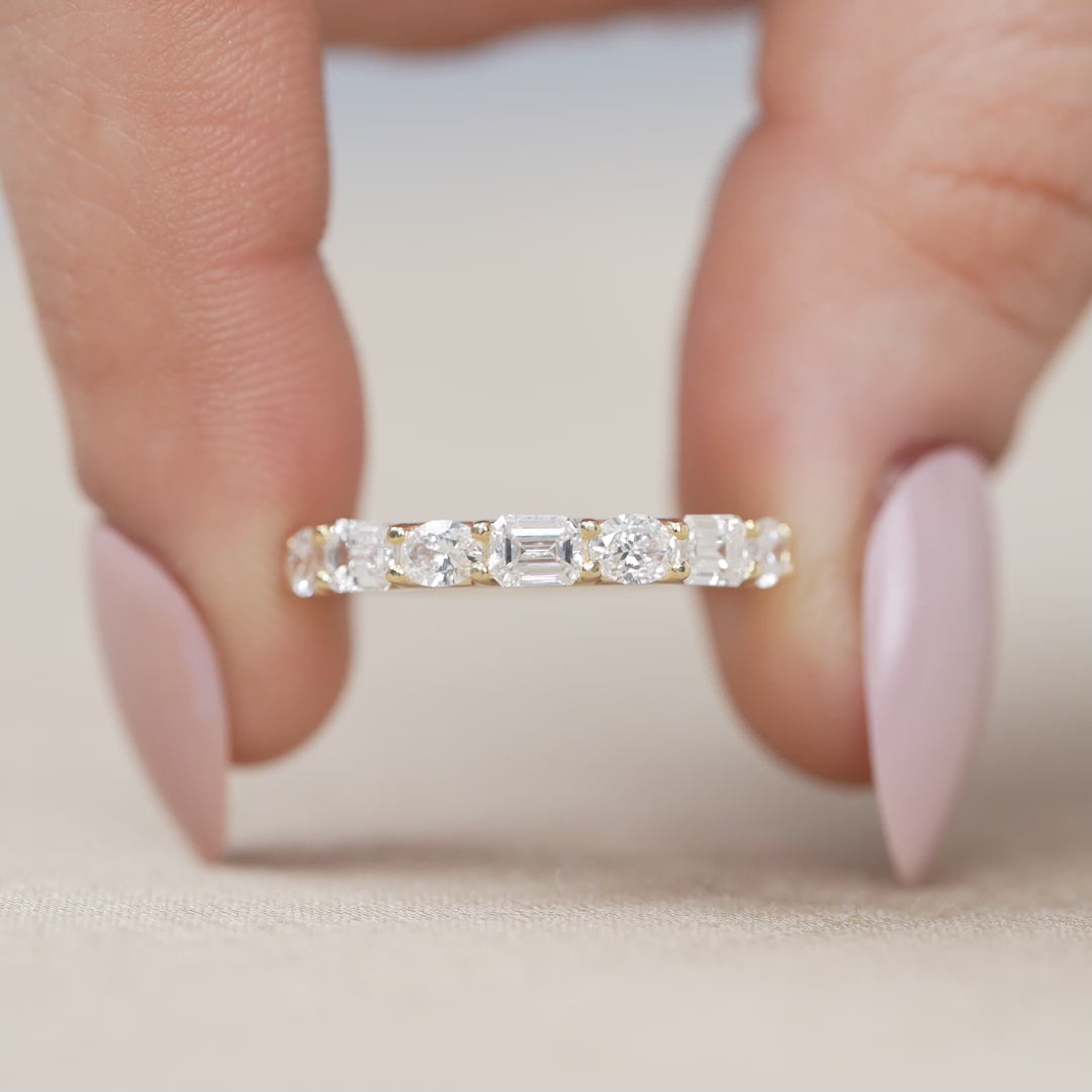 Lab grown diamond oval emerald seven stone ring elegant wedding jewelry