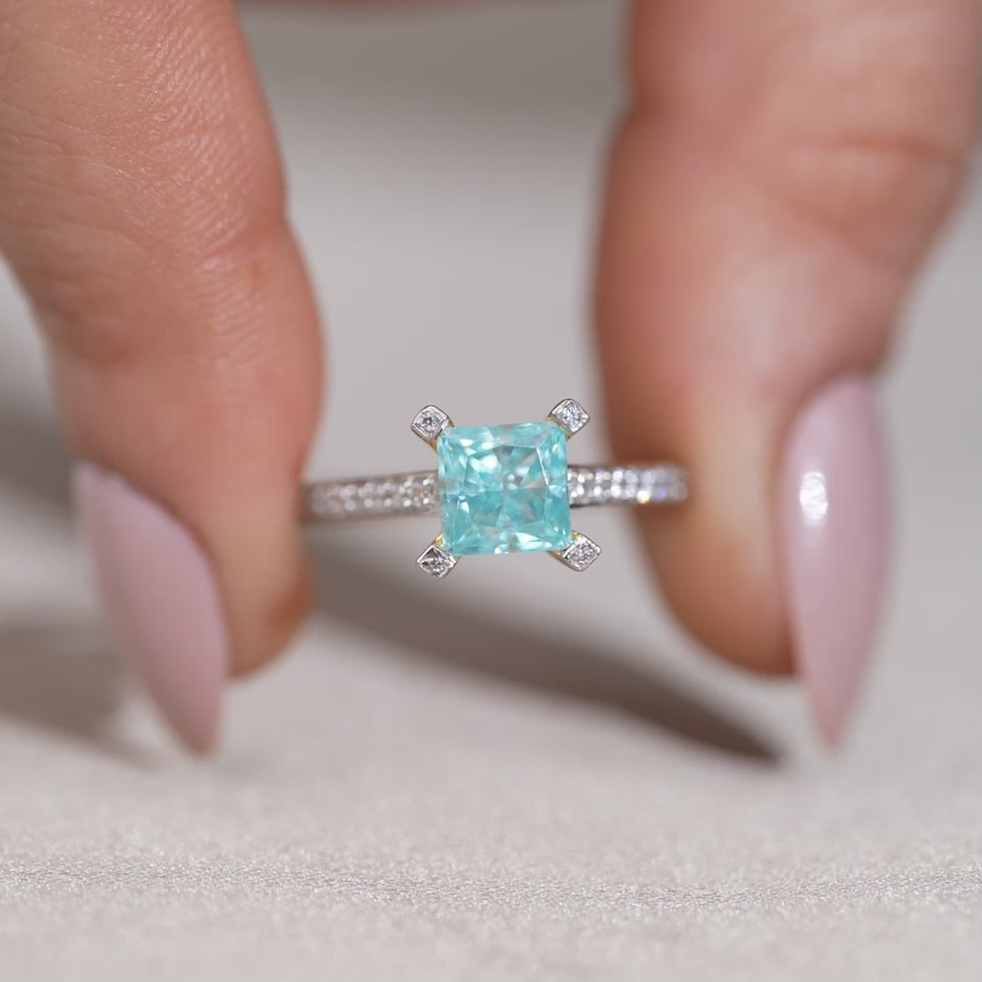 Square lab grown diamond ring with sparkling side stones in gold