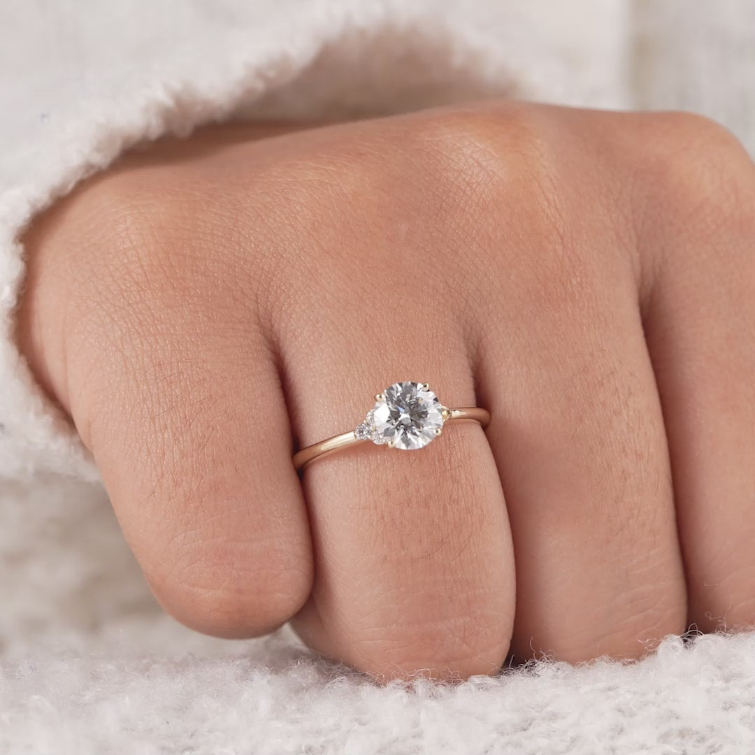 round-lab-grown-diamond-solitaire-engagement-ring-floral-accent