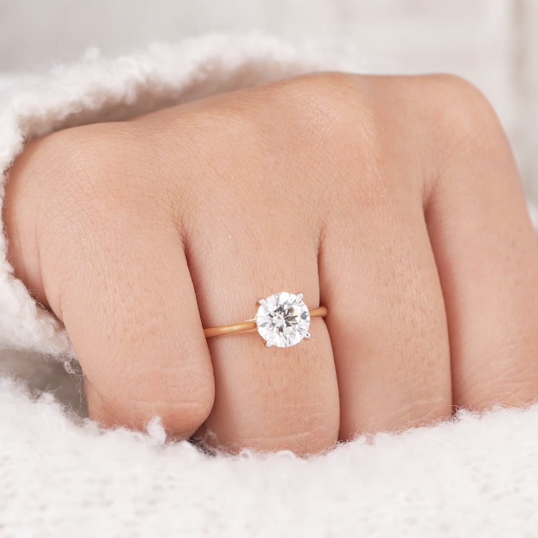 round-lab-grown-diamond-solitaire-ring-4-prong-engagement-ring