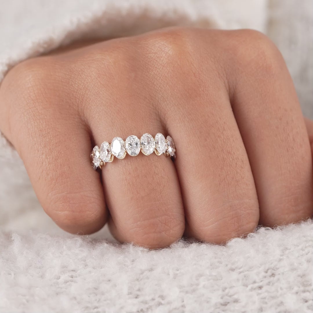 oval-half-eternity-lab-grown-diamond-ring-9-stone