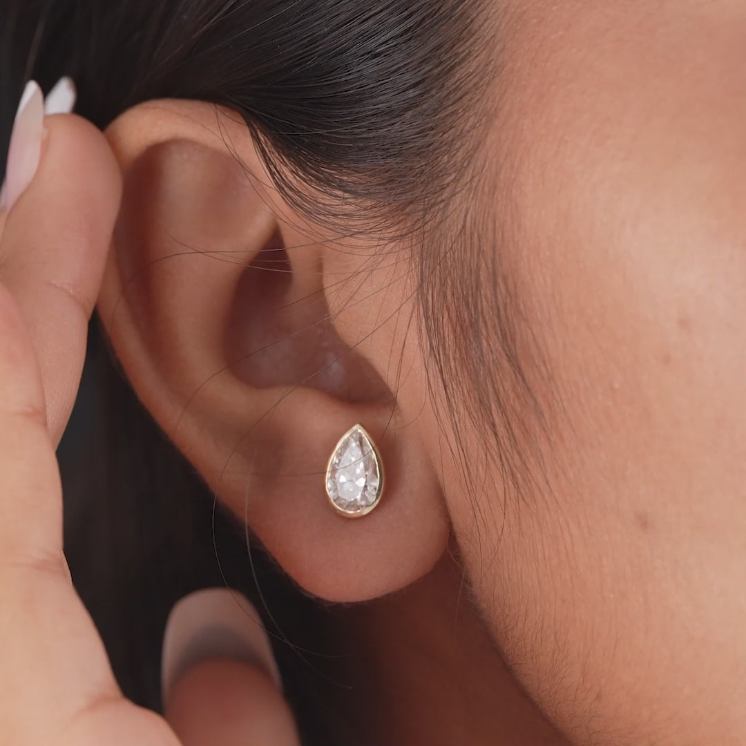 pear-bezel-lab-grown-diamond-stud-earrings
