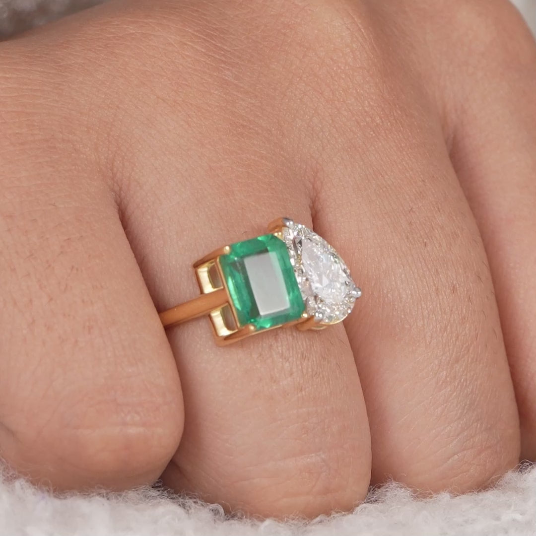 Toi et Moi Emerald & Pear Lab Grown Diamond Engagement Ring