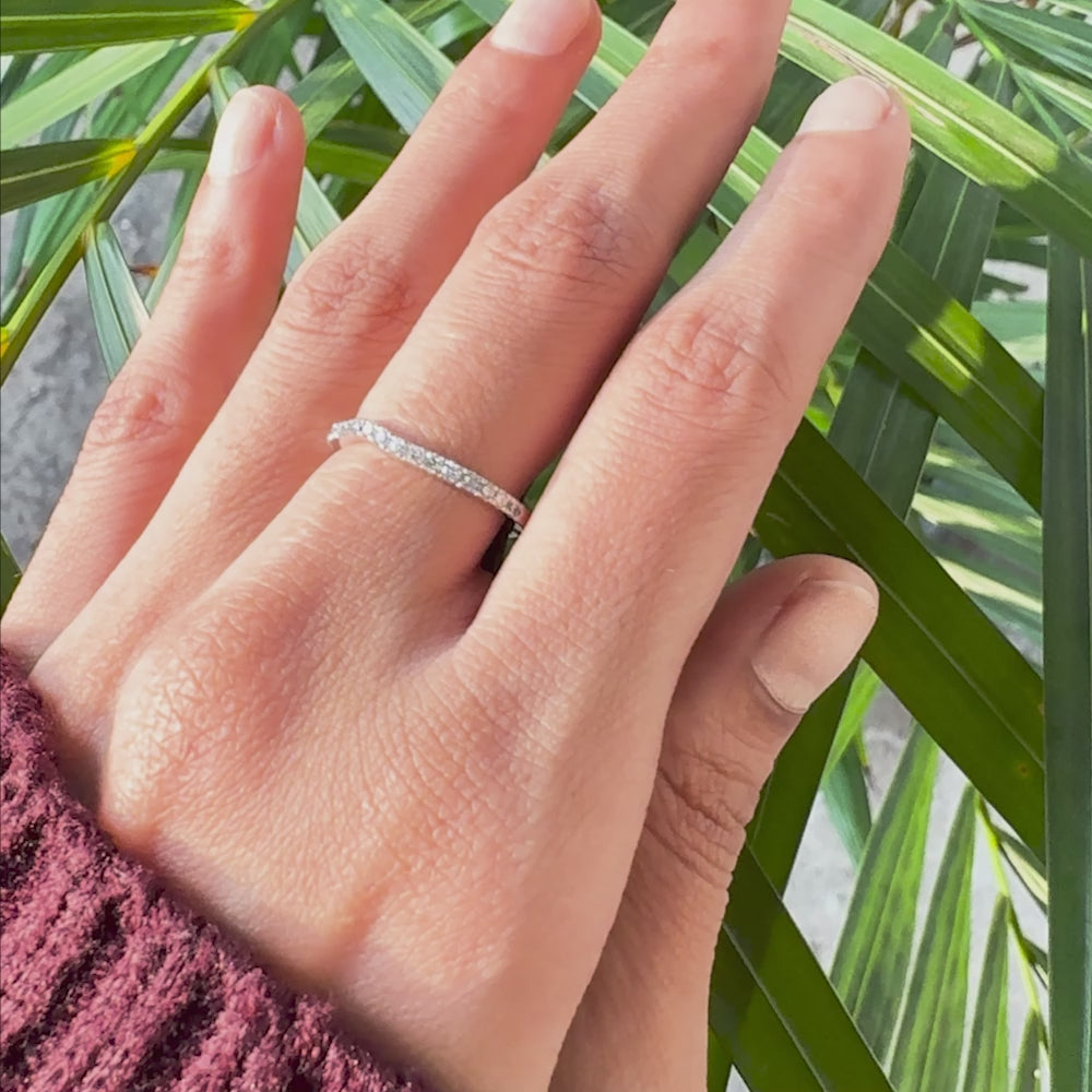 Curved Lab Grown Diamond Wedding Band