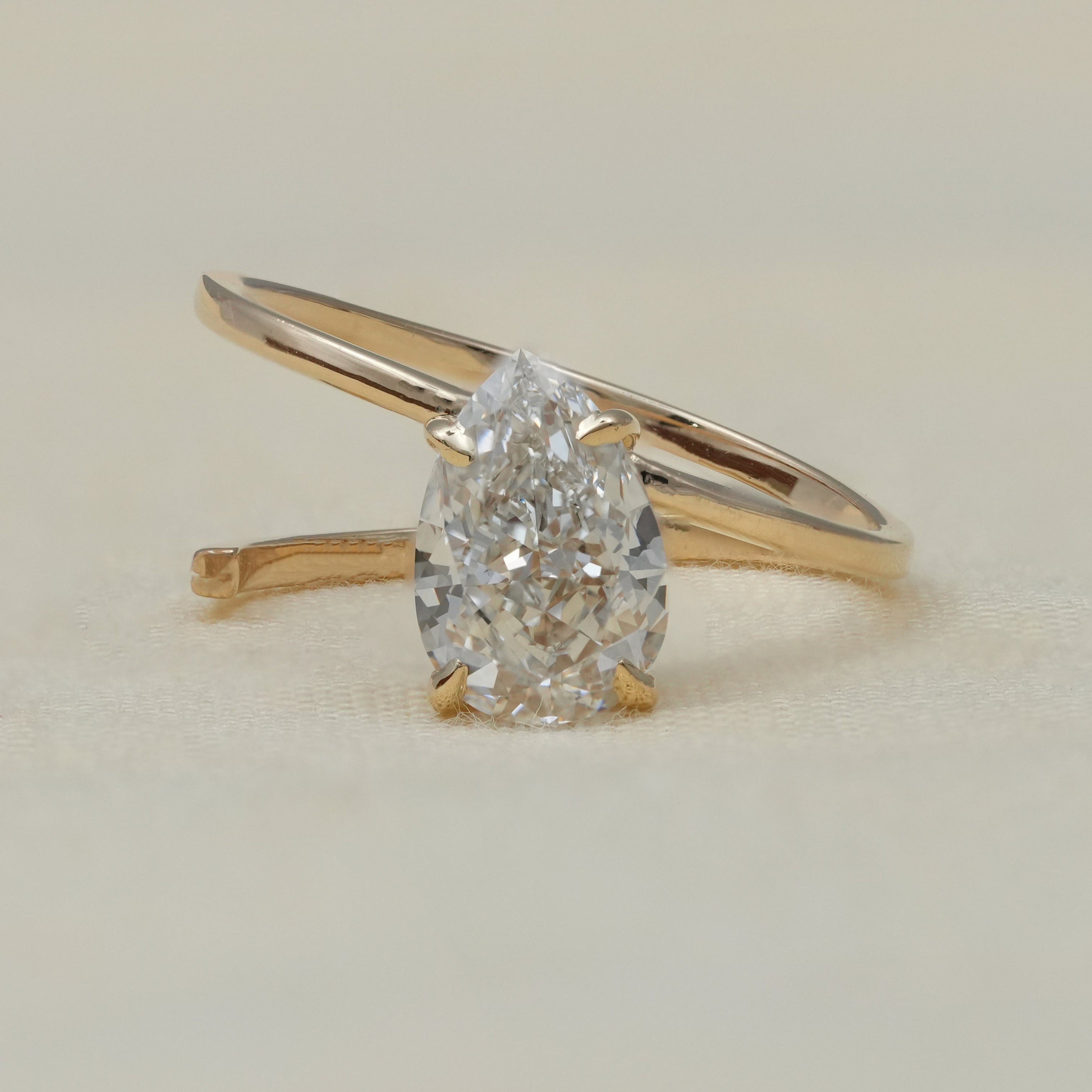 Luxury Pear Cut Lab Diamond Open Band Minimal Gold Ring